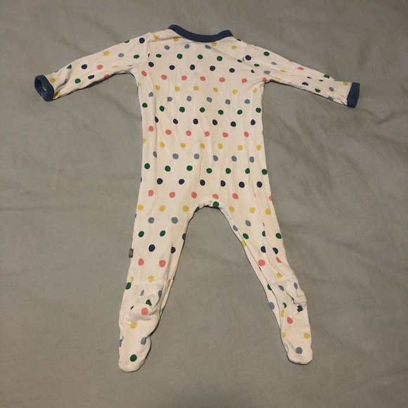 KYTE baby printed zipper footie, spring Polk dots, size 3-6 months - Picture 3 of 3